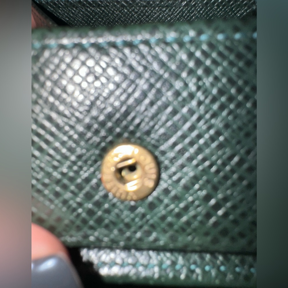 Louis Vuitton taiga leather coin/jewelry case - Picture 8 of 9